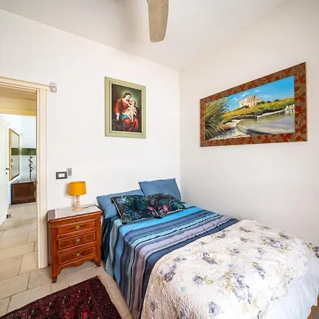 Casa Serena With Pine Grove, Jacuzzi & Bbq